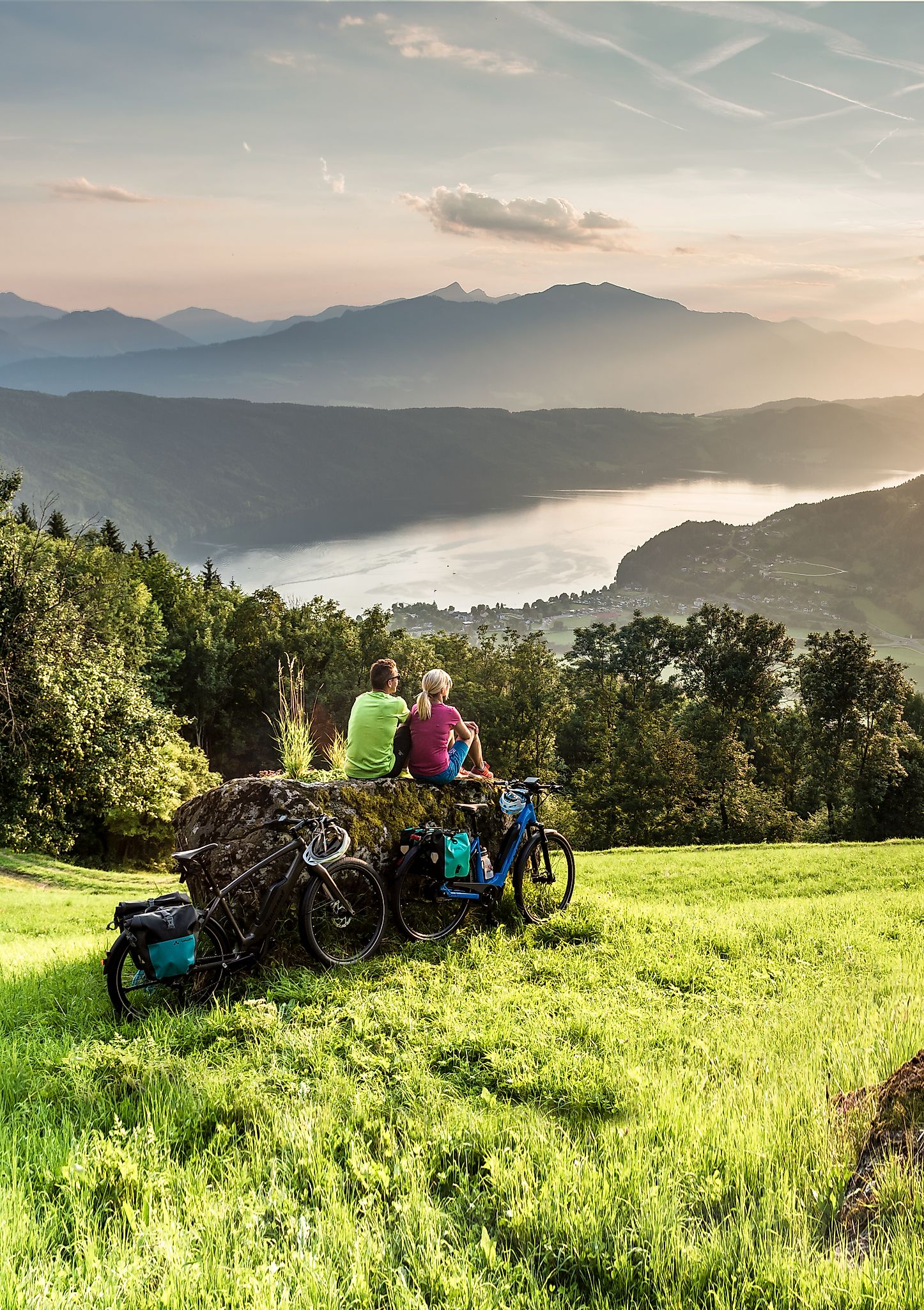 millstaetter_see_zeit_zu_zweit_abendlicht_abendstimmung_logenplaetze_aussicht-web_(f)_Uwe-Geissler_(c)_Kaernten-Werbung